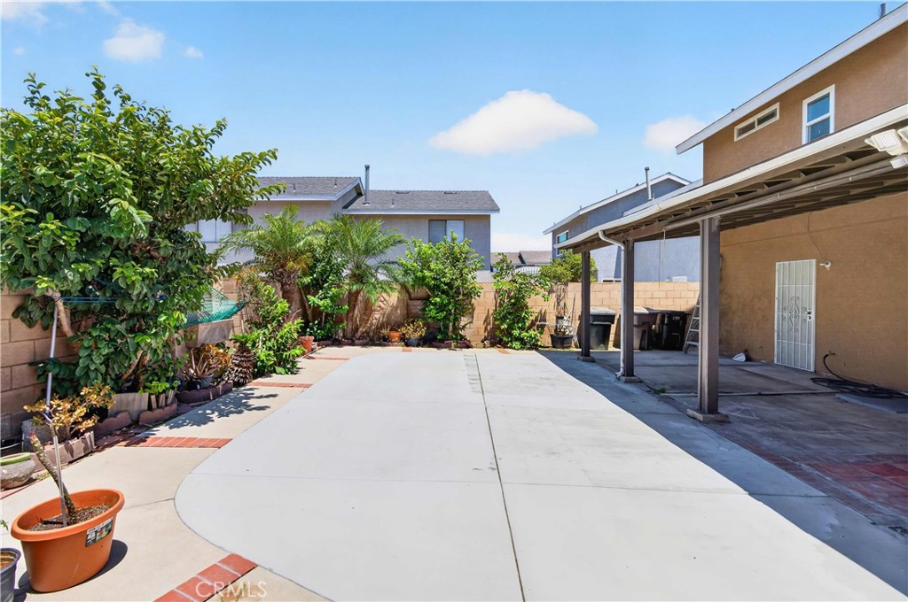 Property photo 44