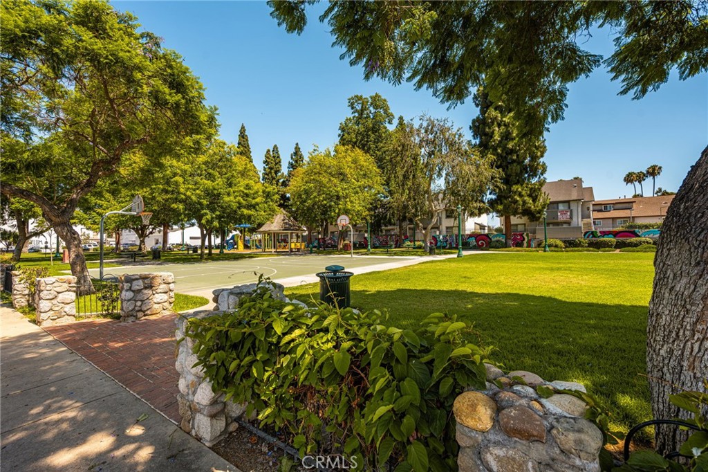 Property photo 44