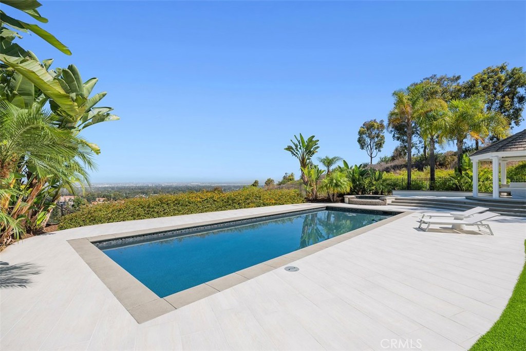 Property photo 44