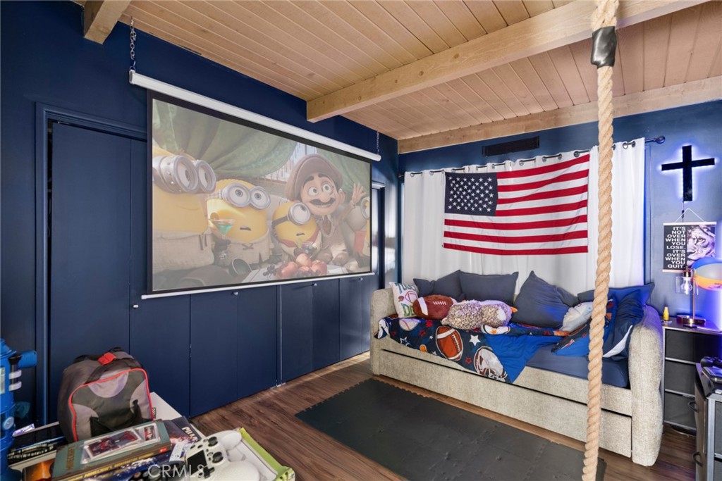 Property photo 33