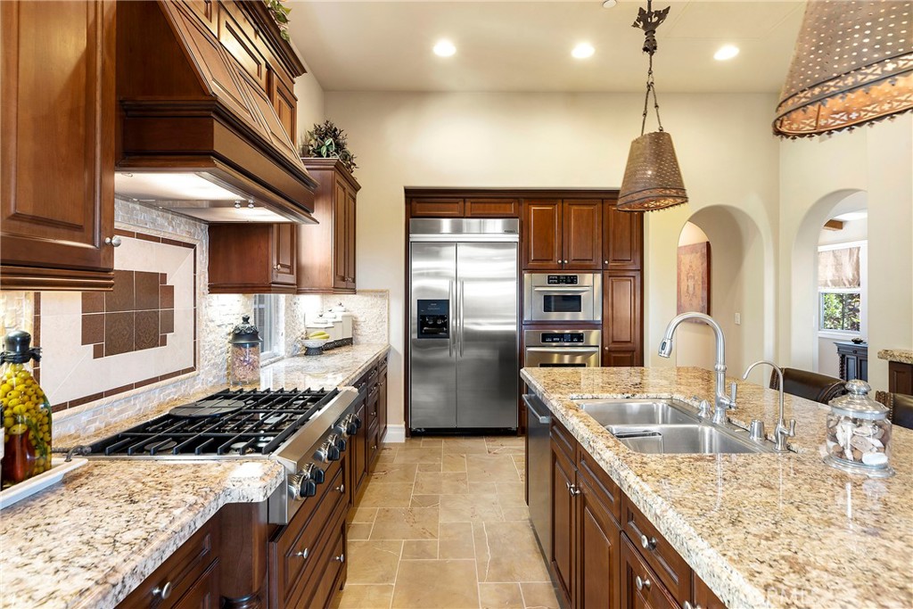 Property photo 35