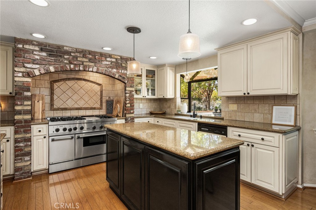 Property photo 36