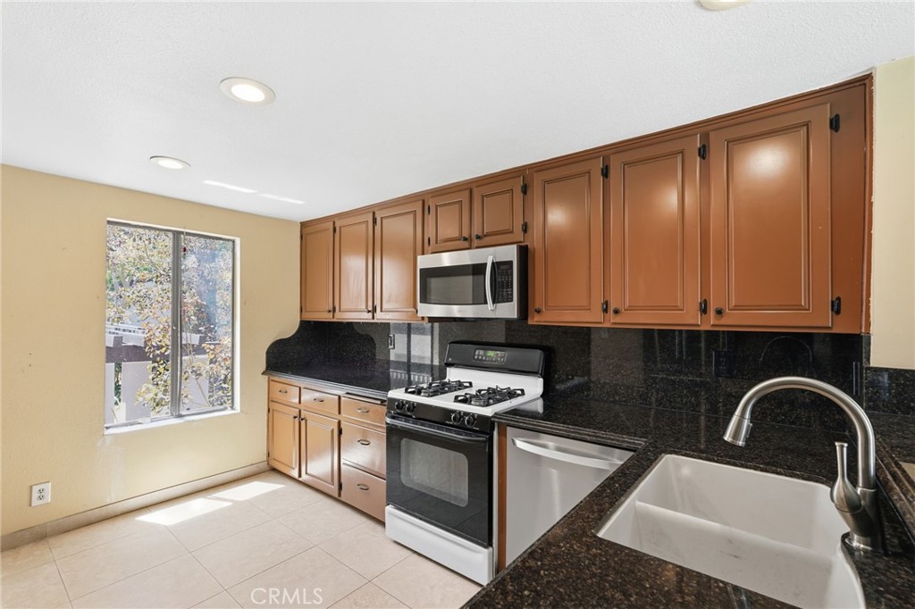 Property photo 50