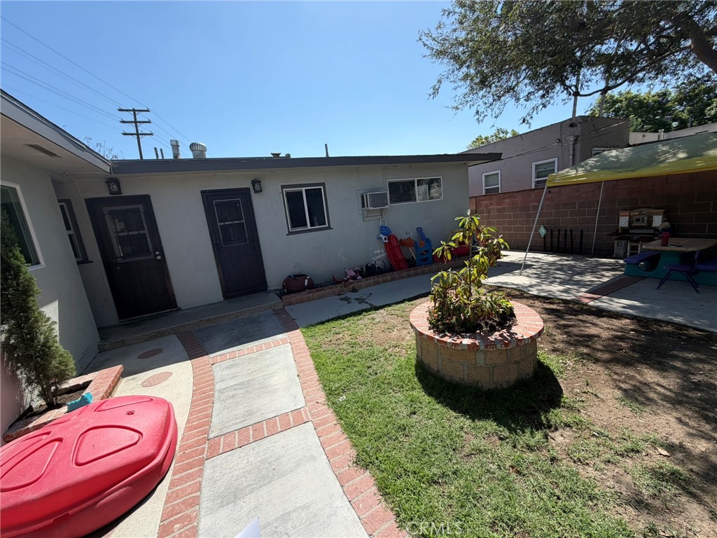 Property photo 33