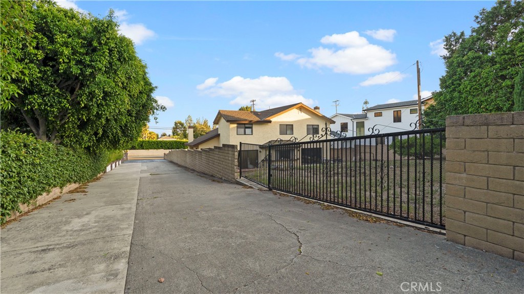 Property photo 50