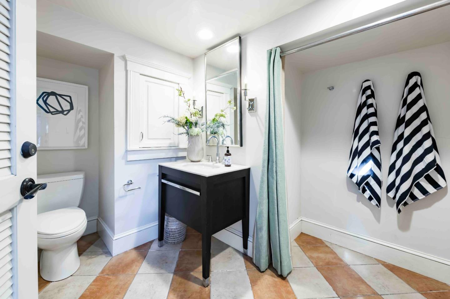 Property photo 45