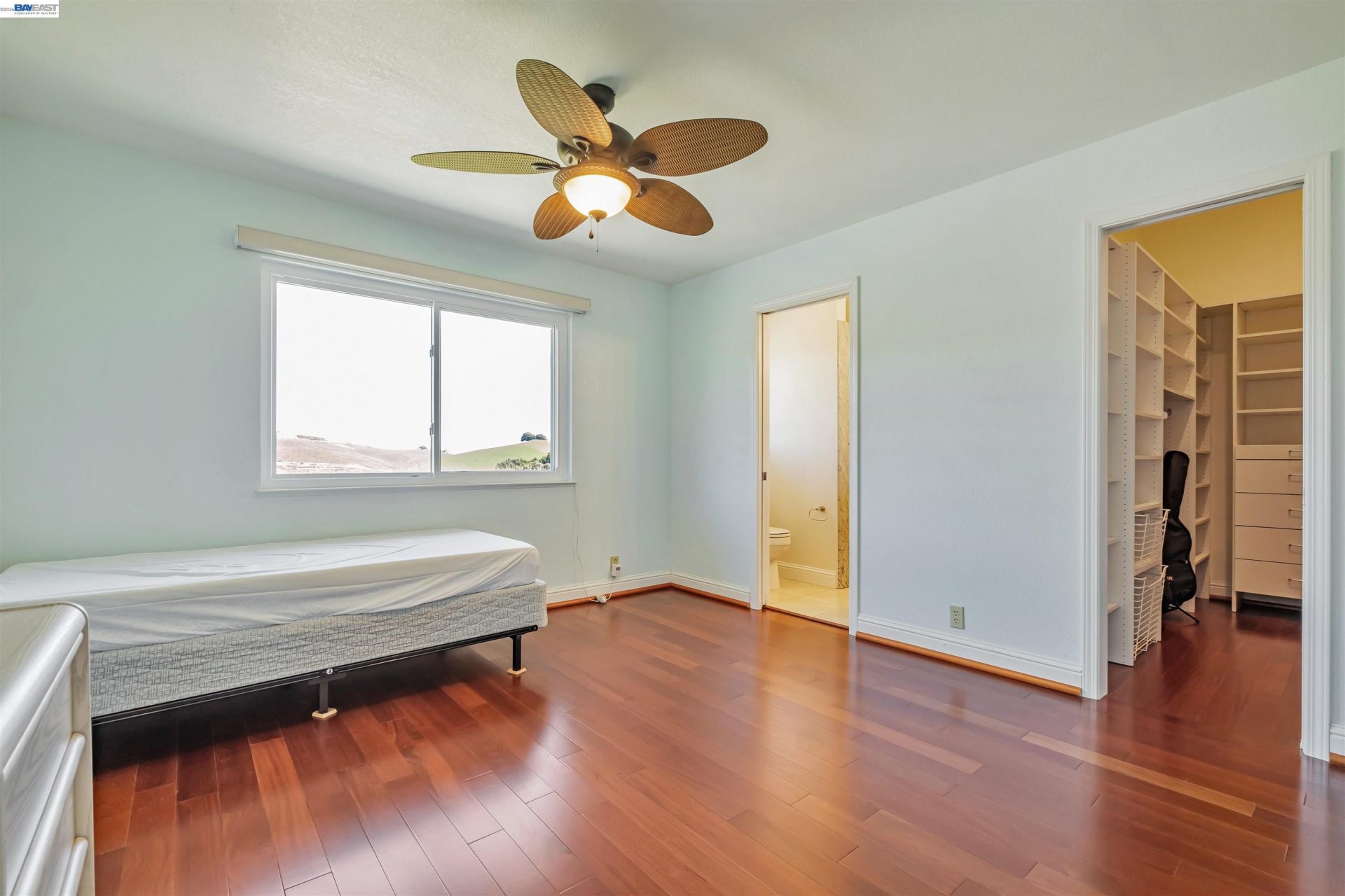 Property photo 46