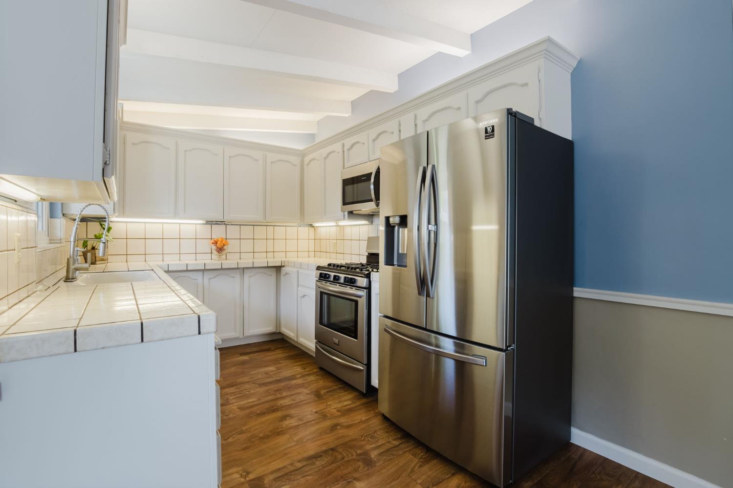 Property photo 25