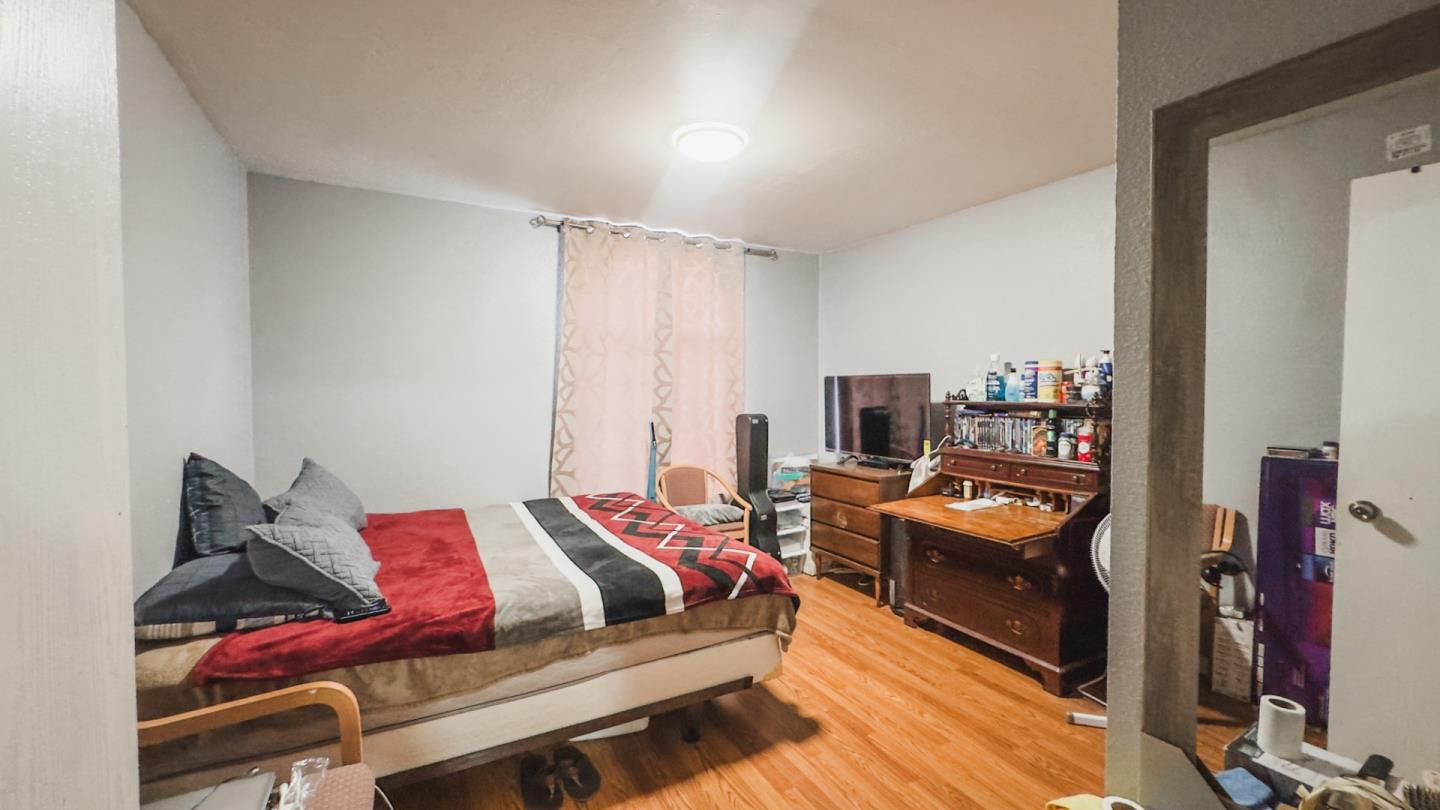Property photo 34