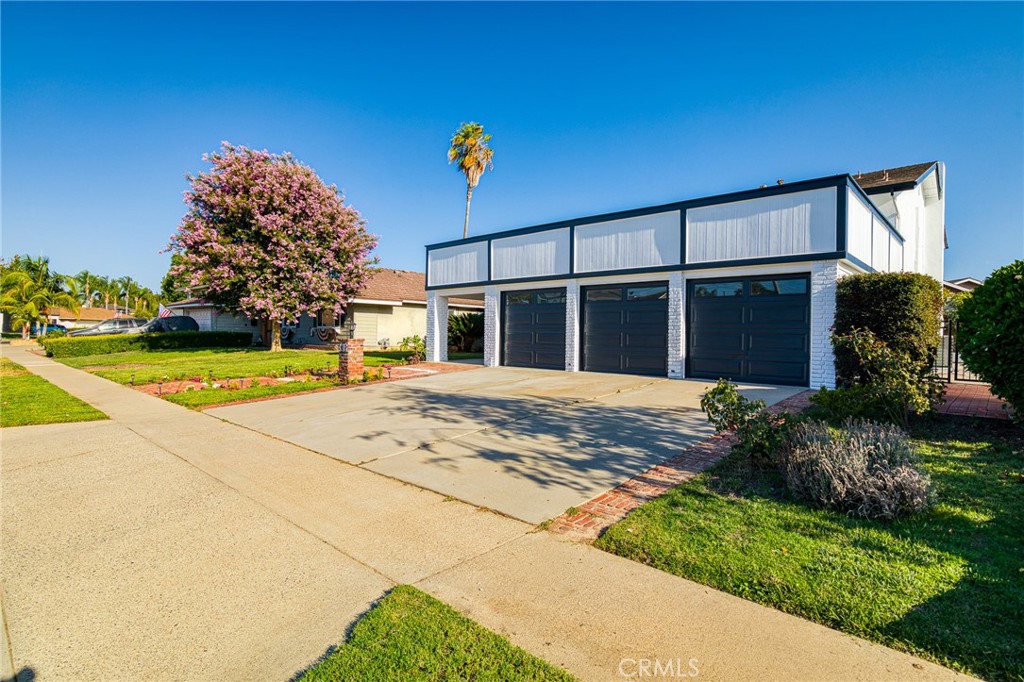 Property photo 44
