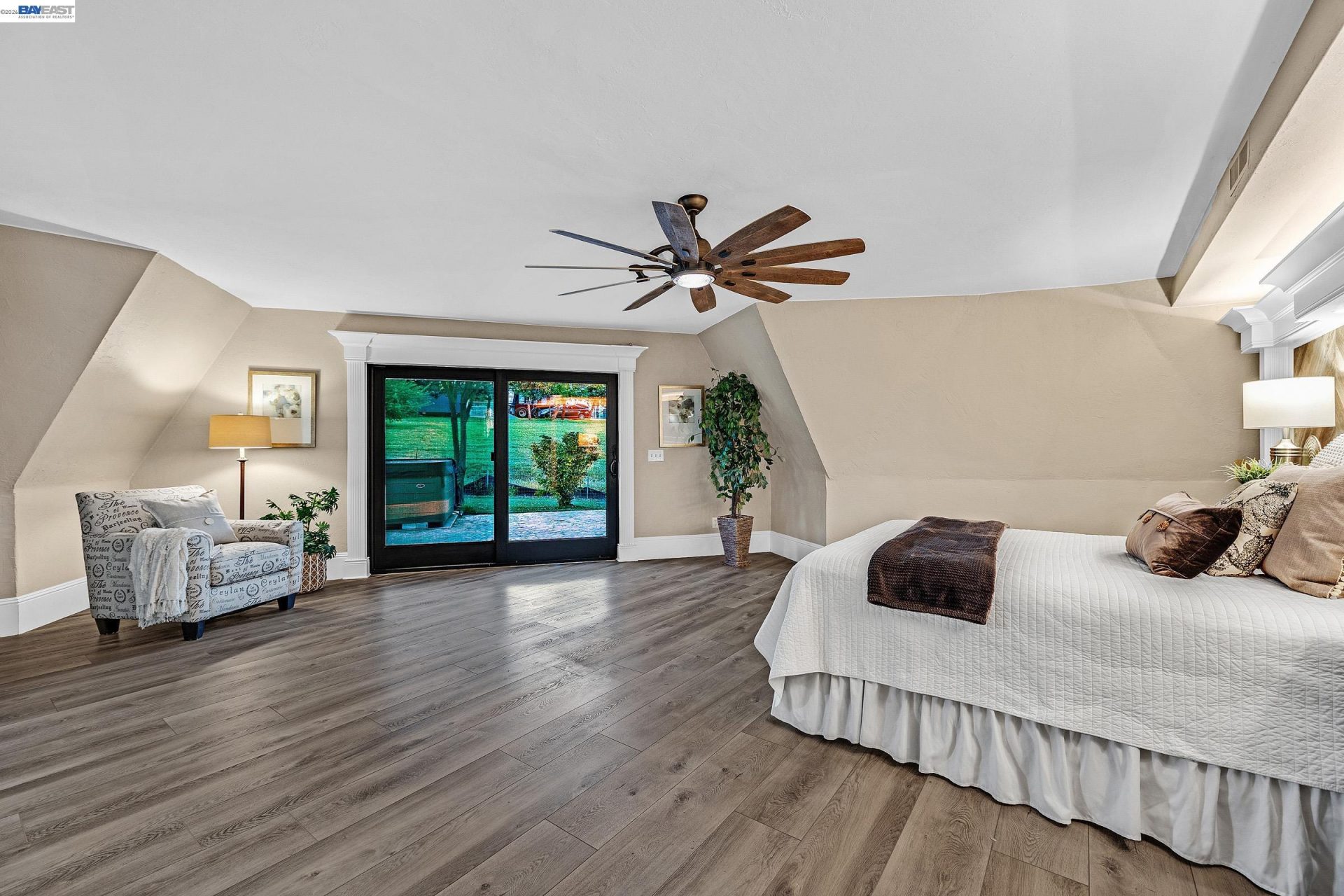 Property photo 31