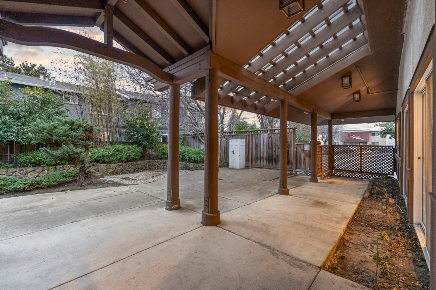 Property photo 31