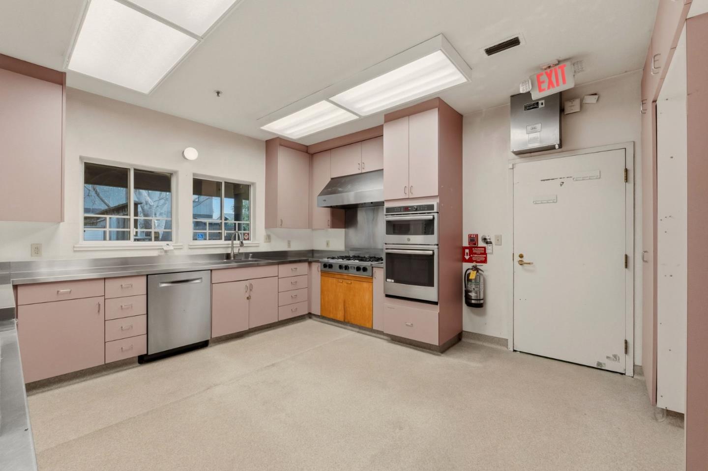Property photo 46