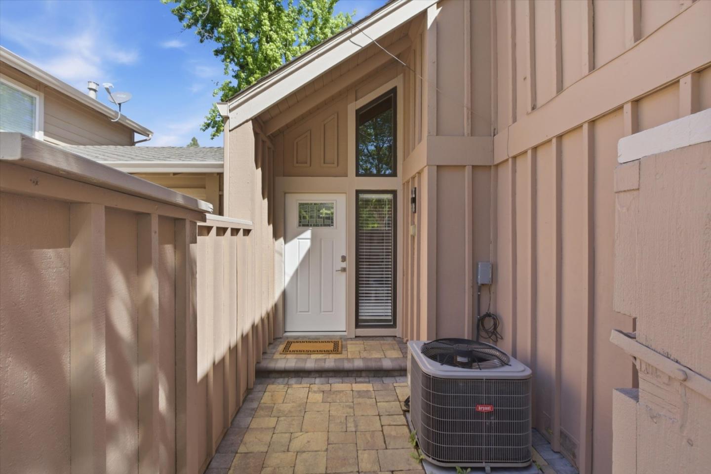 Property photo 44