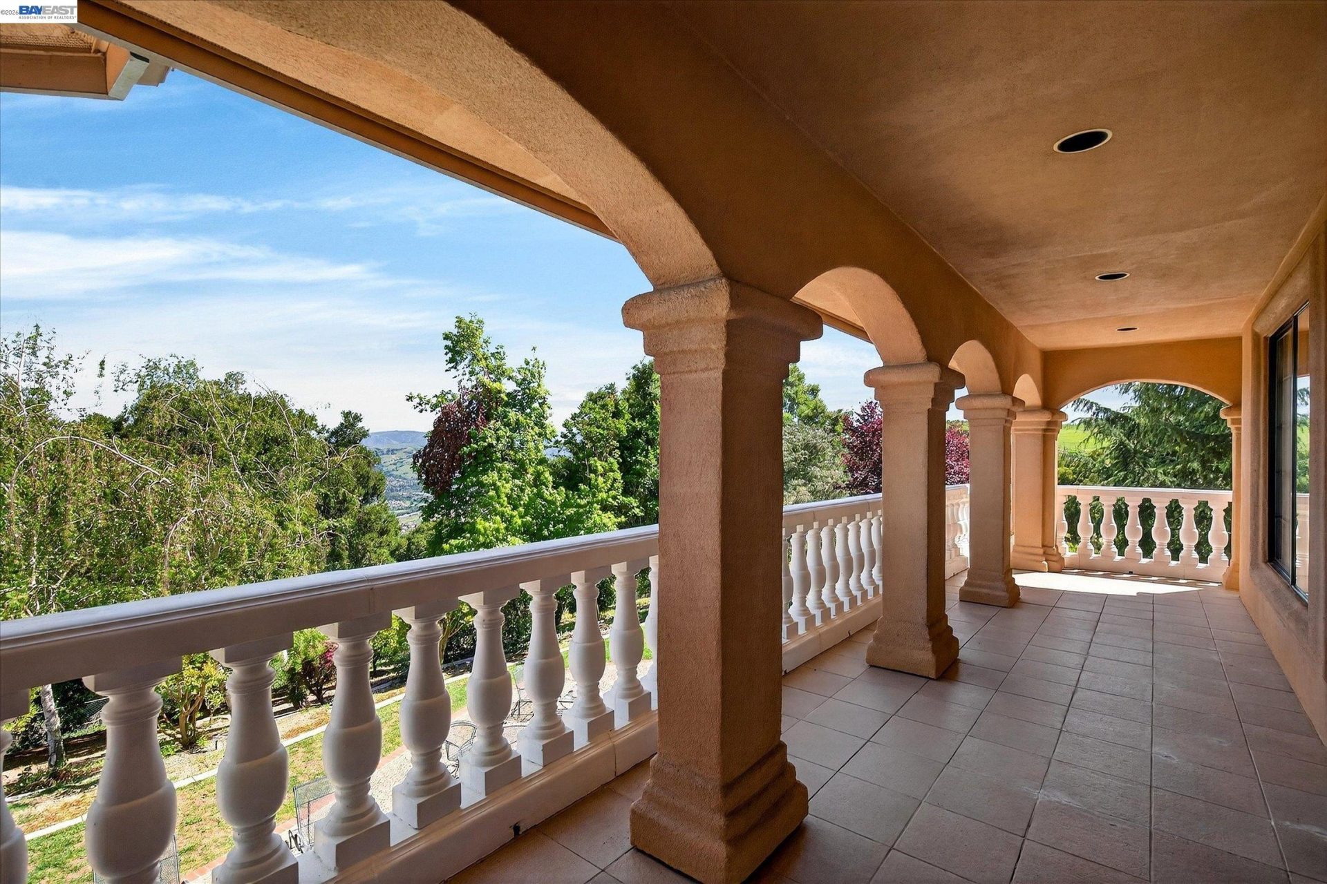 Property photo 44