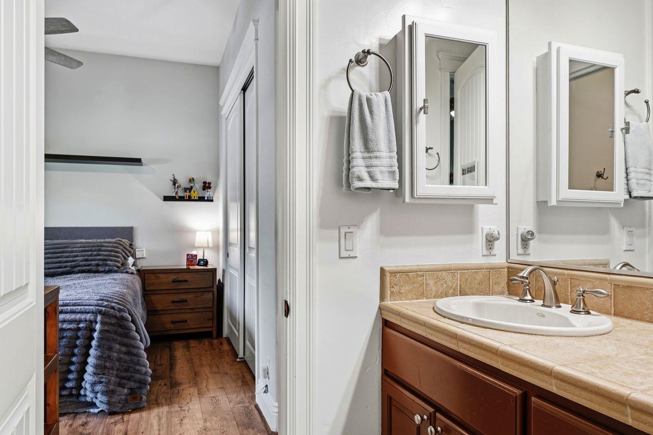 Property photo 38