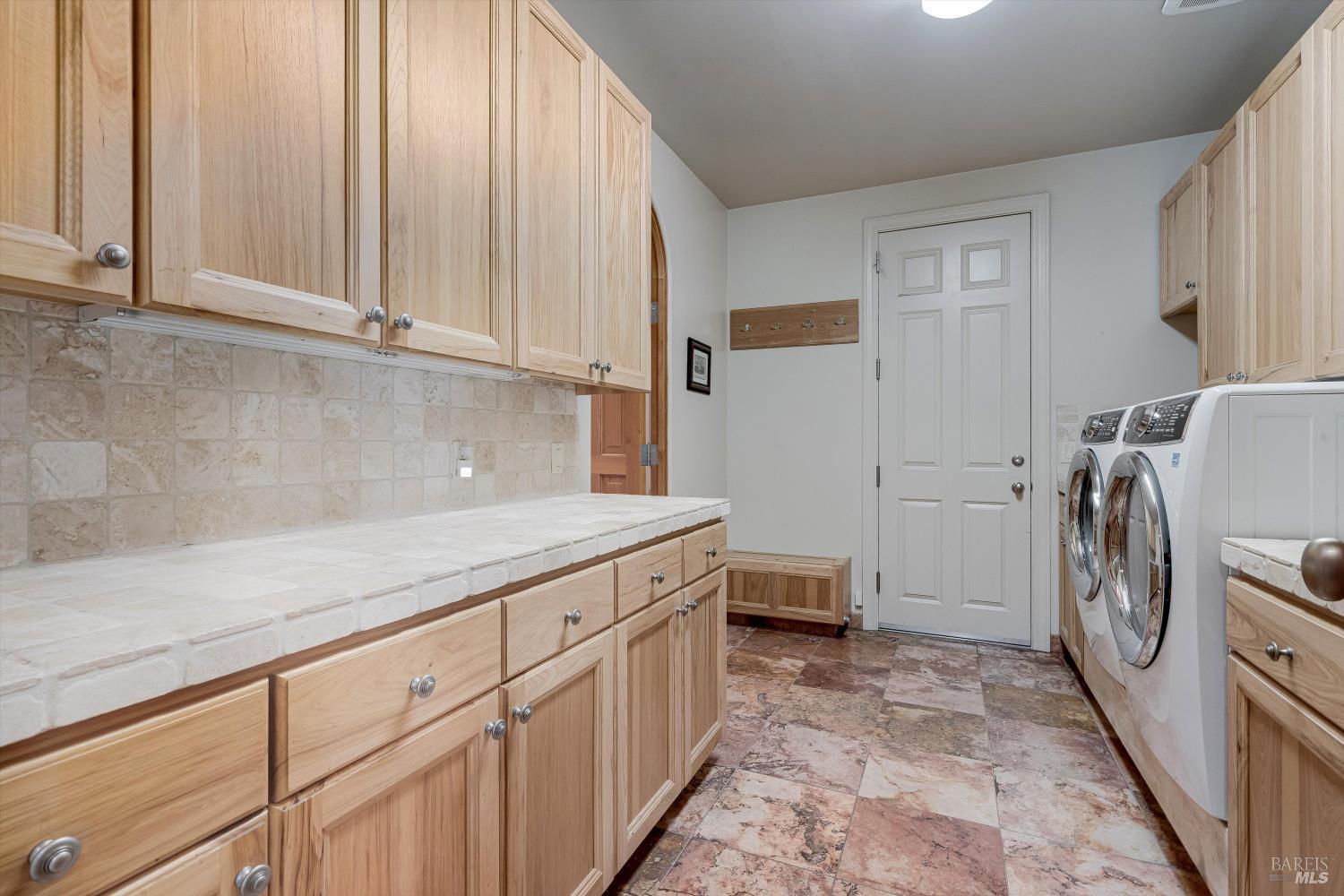 Property photo 24