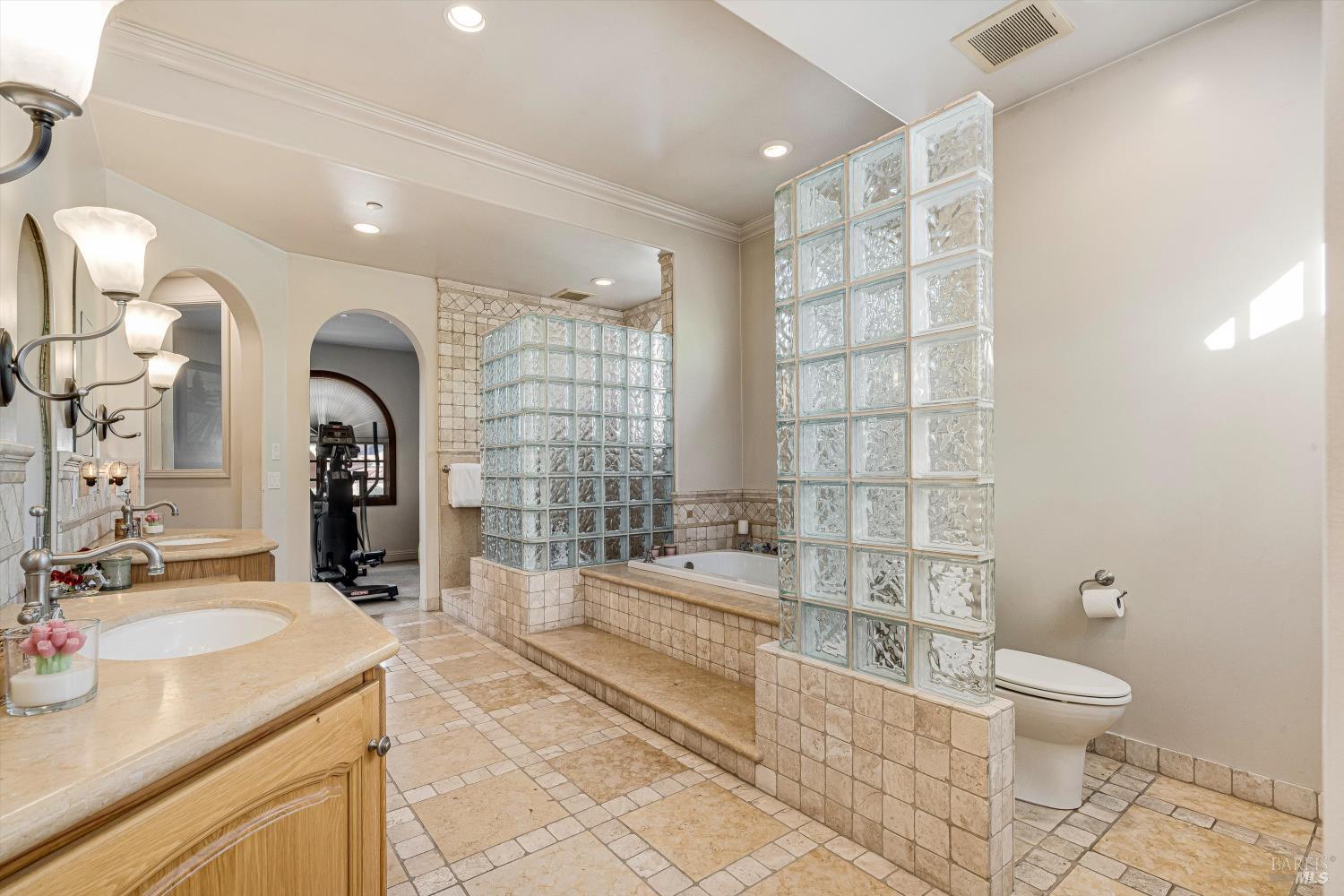 Property photo 30