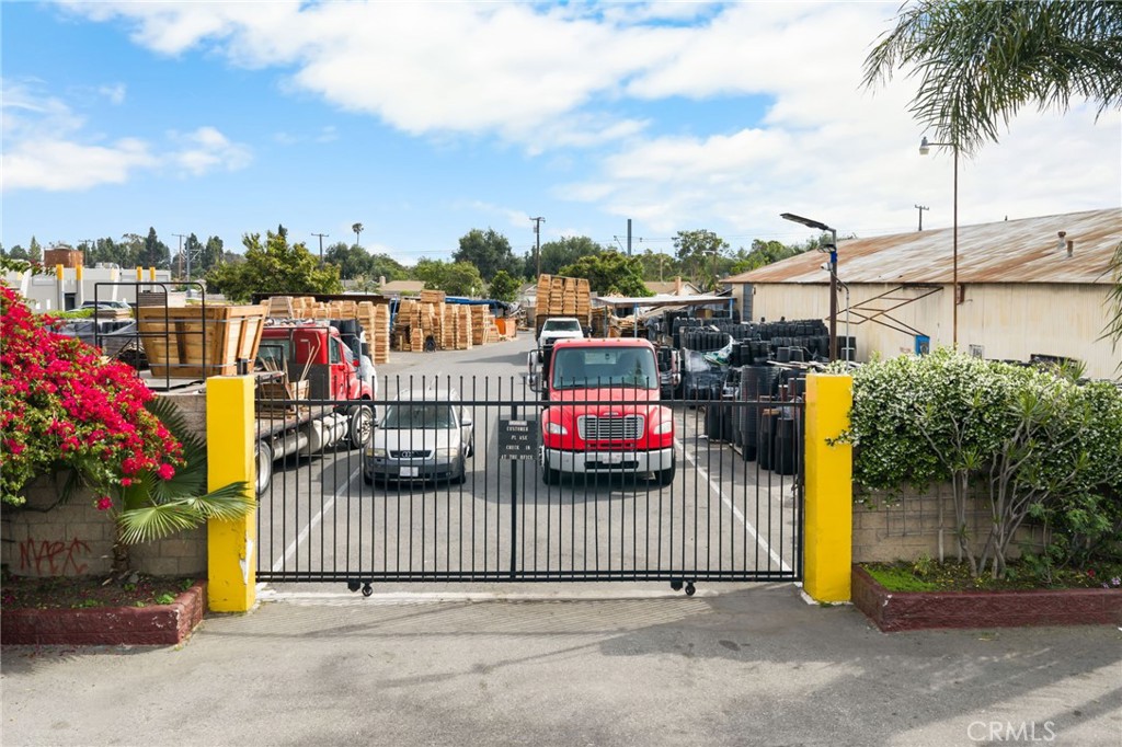 Property photo 44