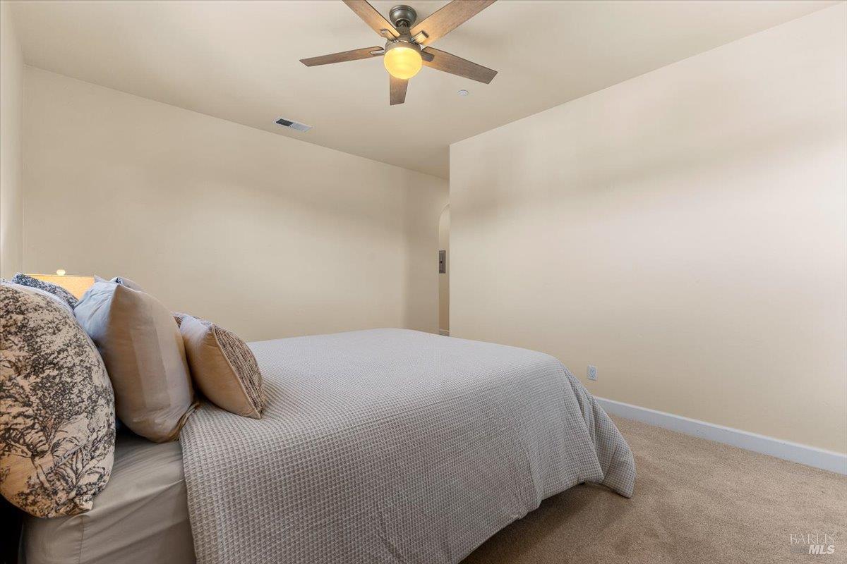 Property photo 41