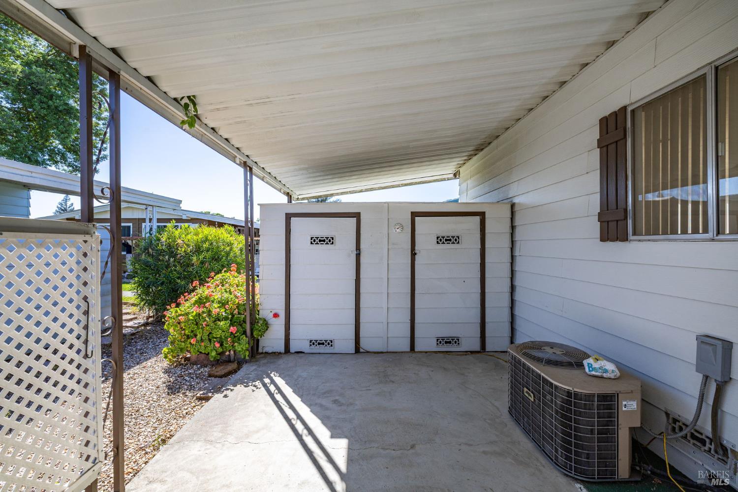 Property photo 44