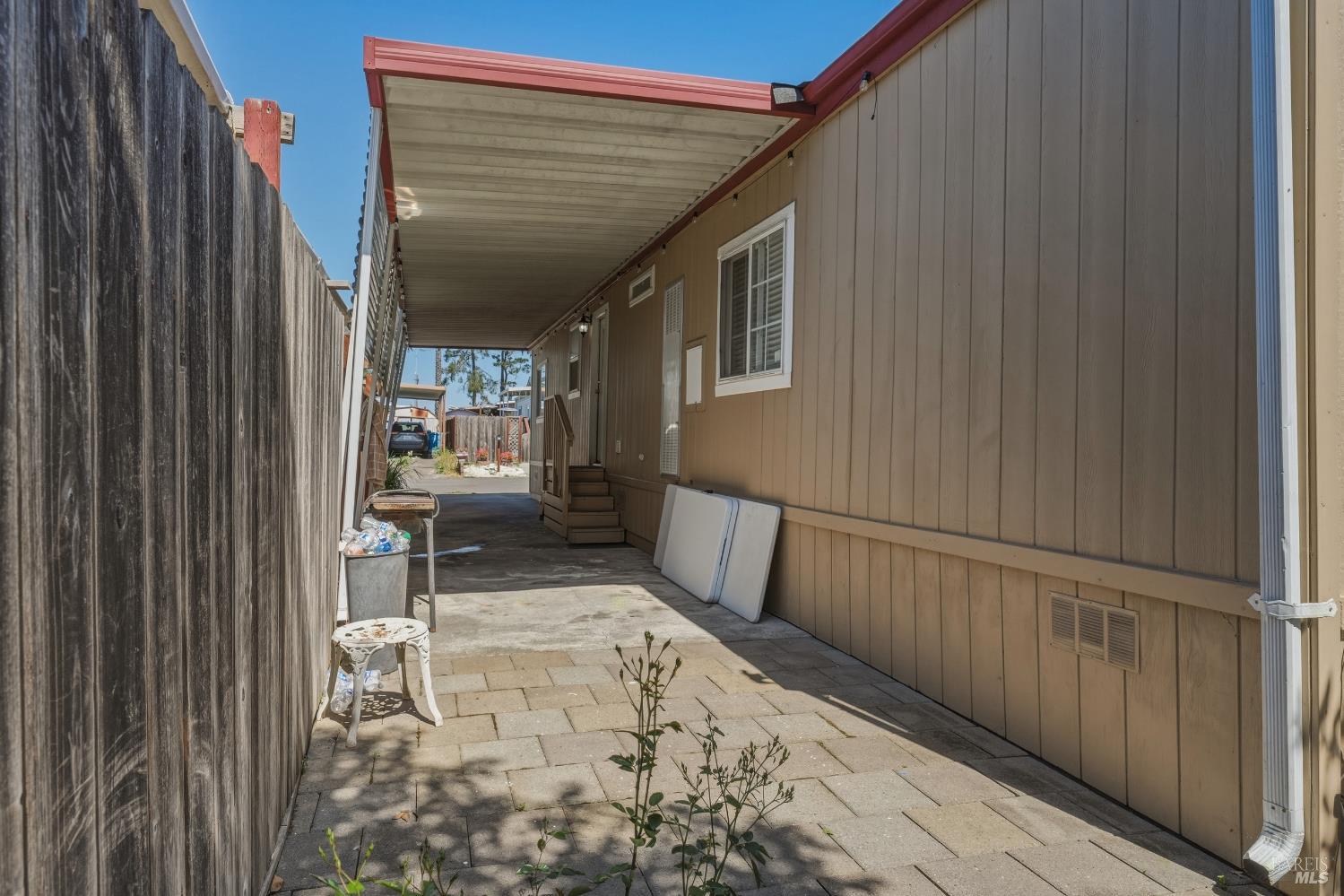 Property photo 28