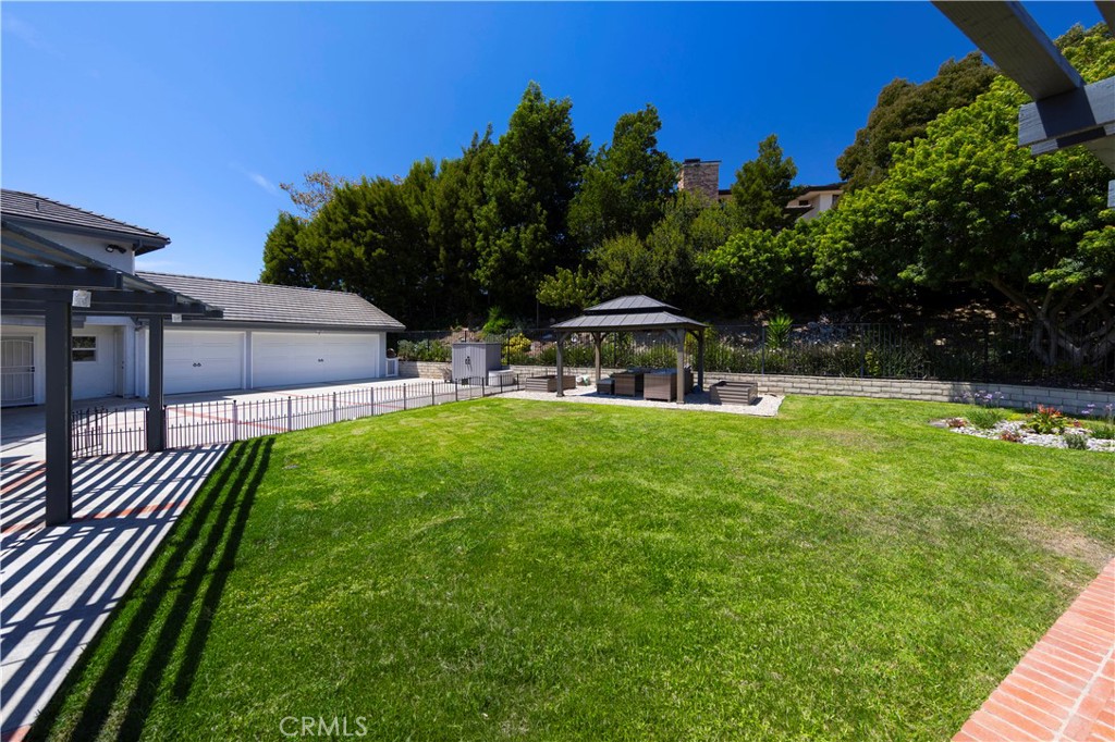 Property photo 44