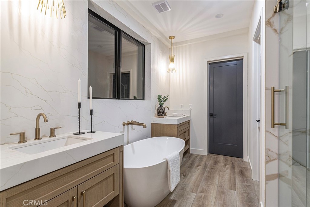 Property photo 50