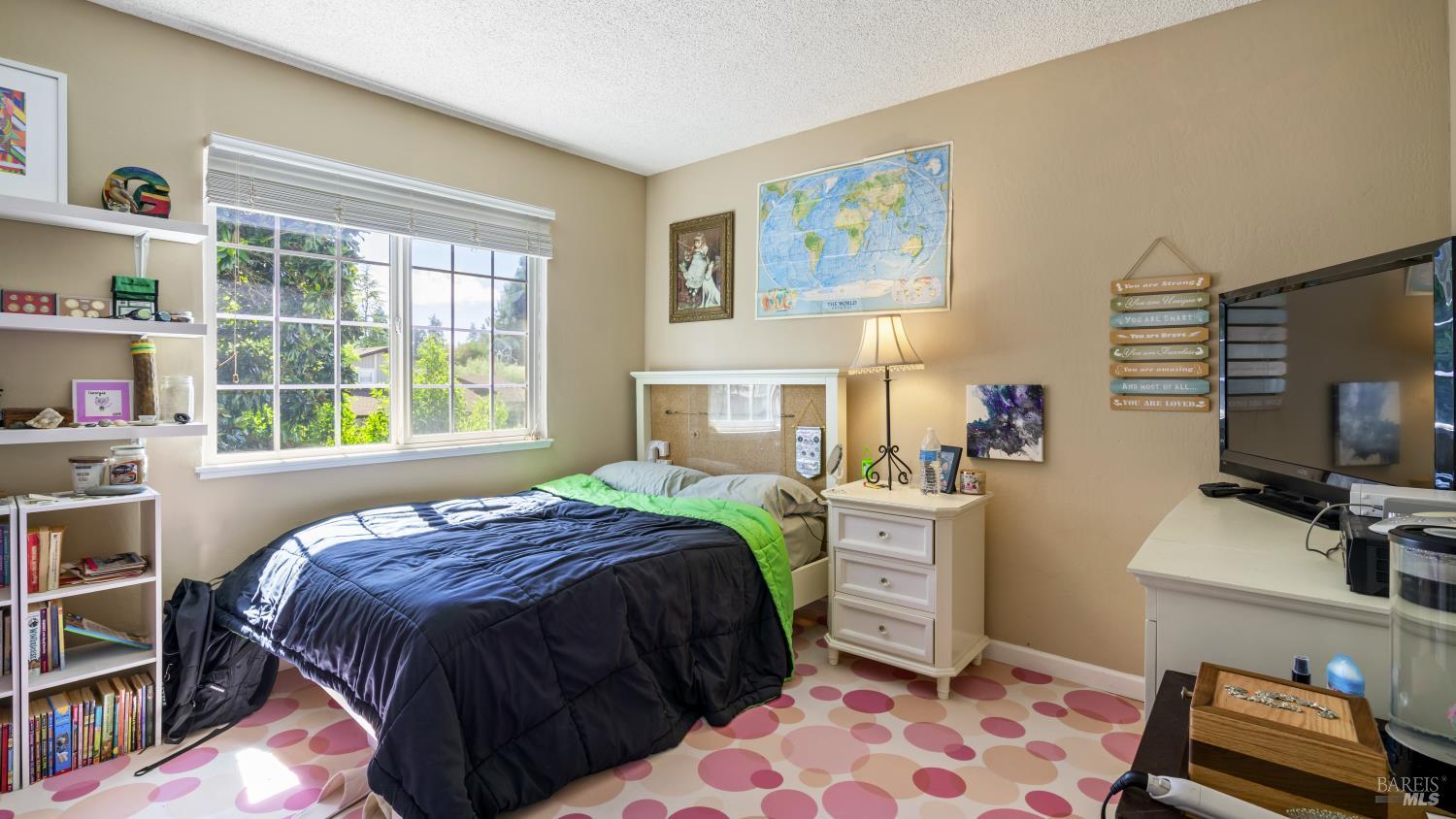 Property photo 37