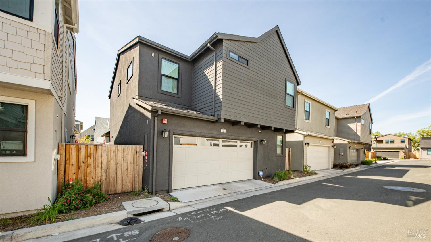 Property photo 44