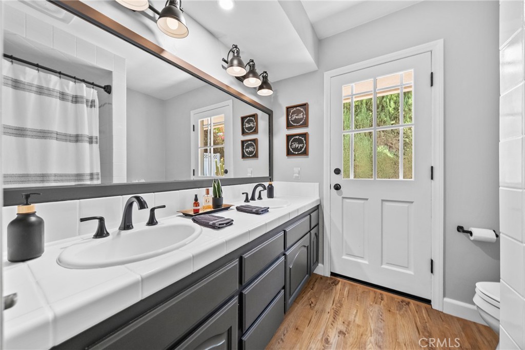 Property photo 24