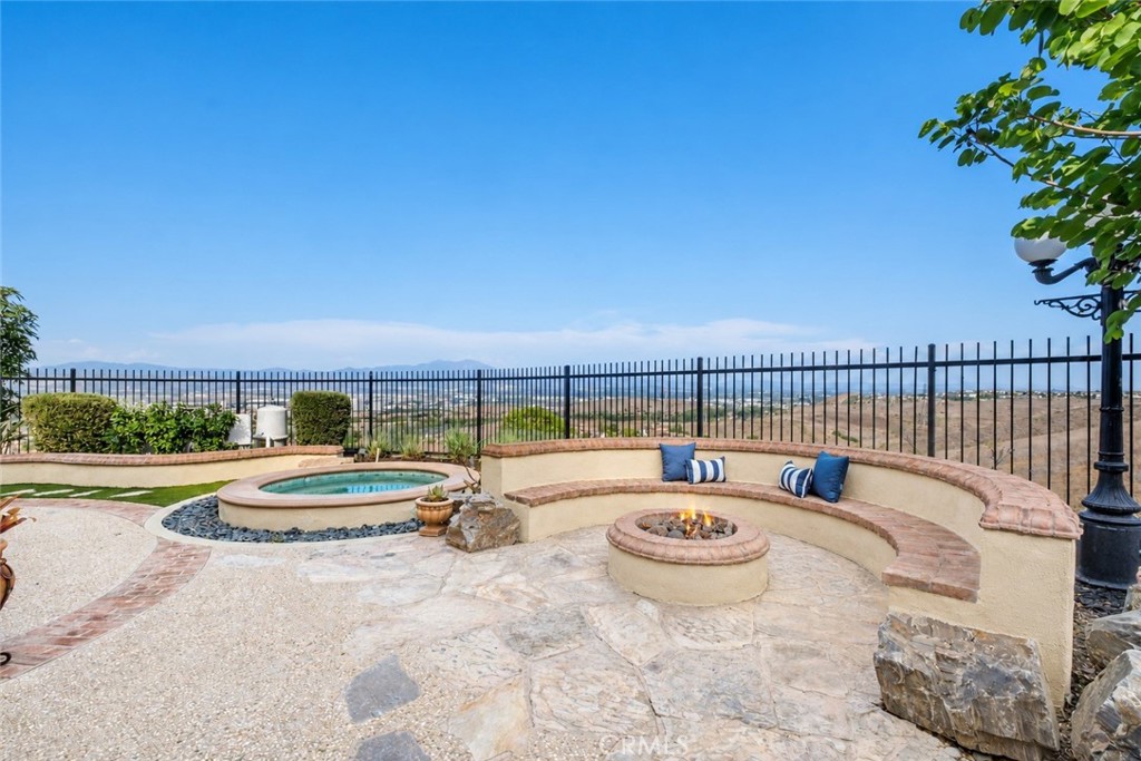 Property photo 38