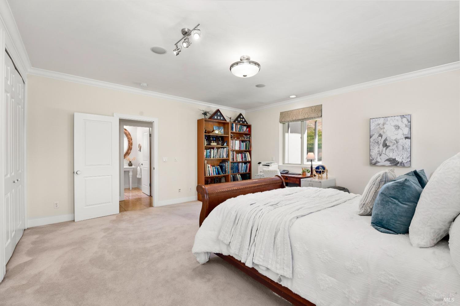 Property photo 48