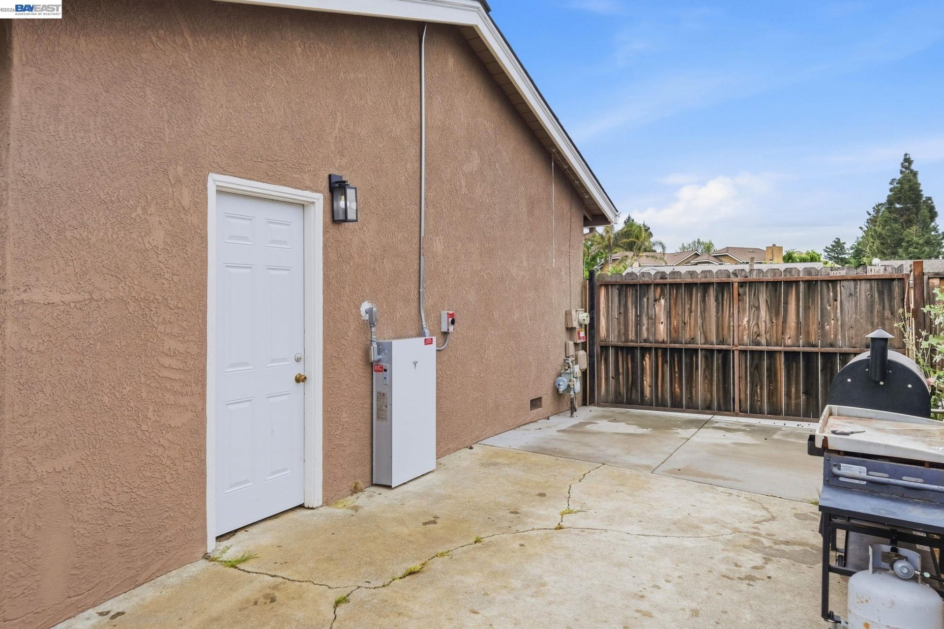 Property photo 32