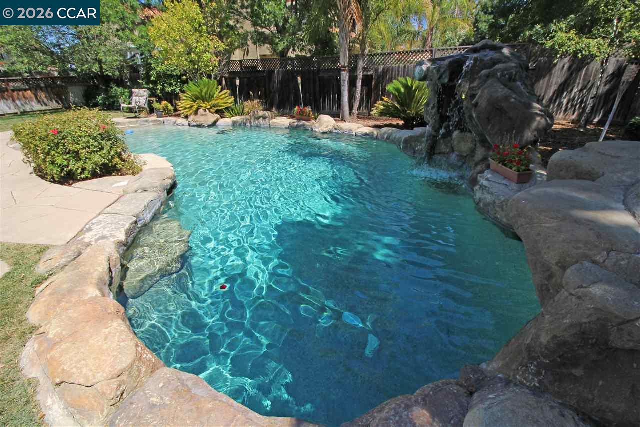 Property photo 34