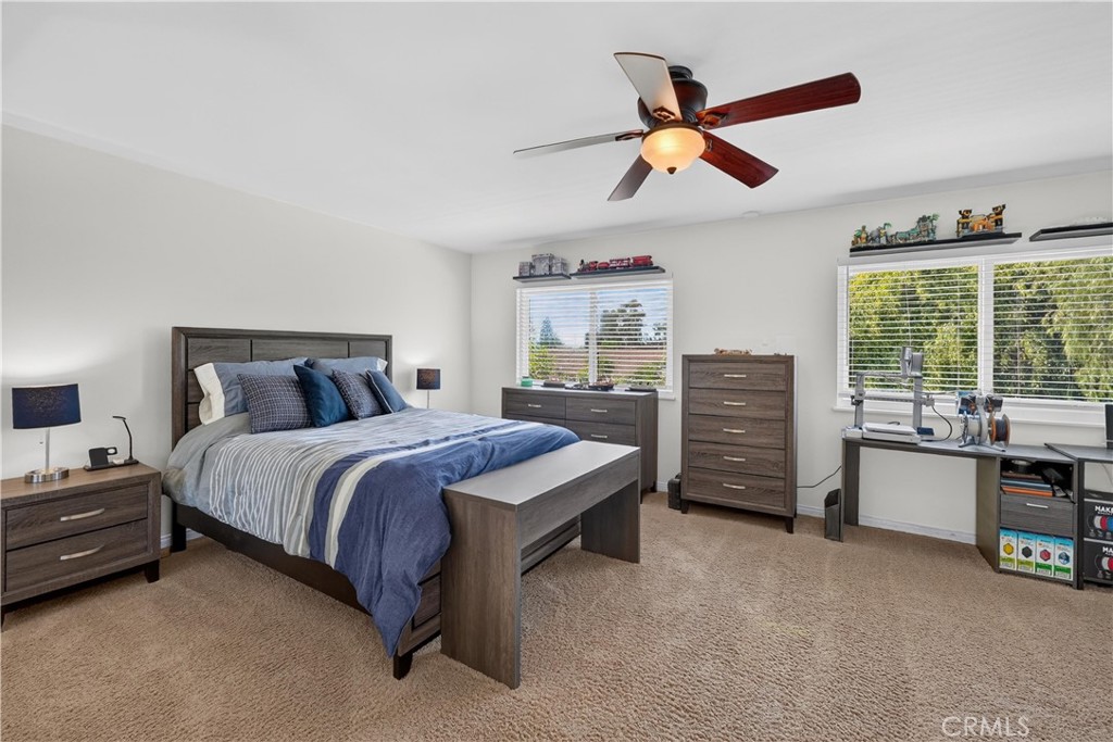 Property photo 35