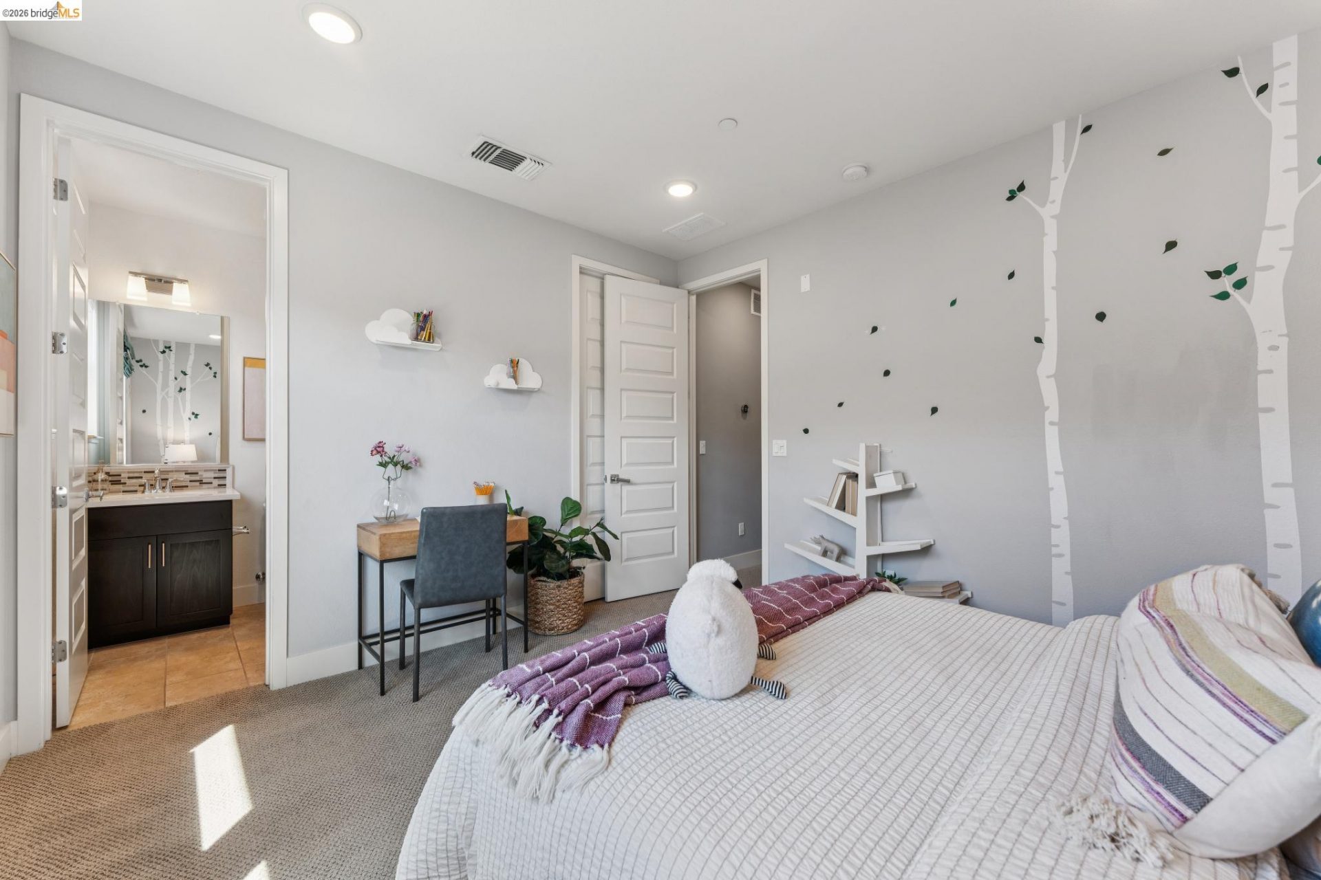 Property photo 46