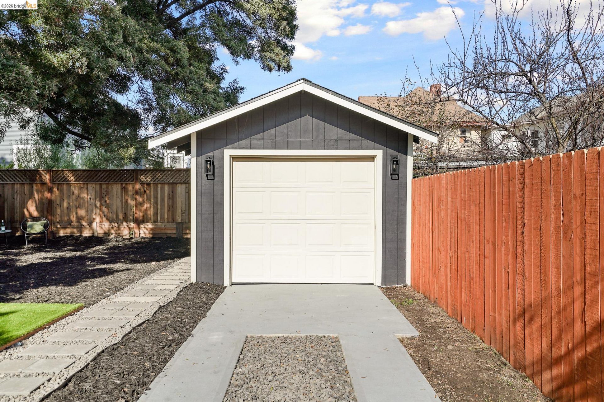 Property photo 38
