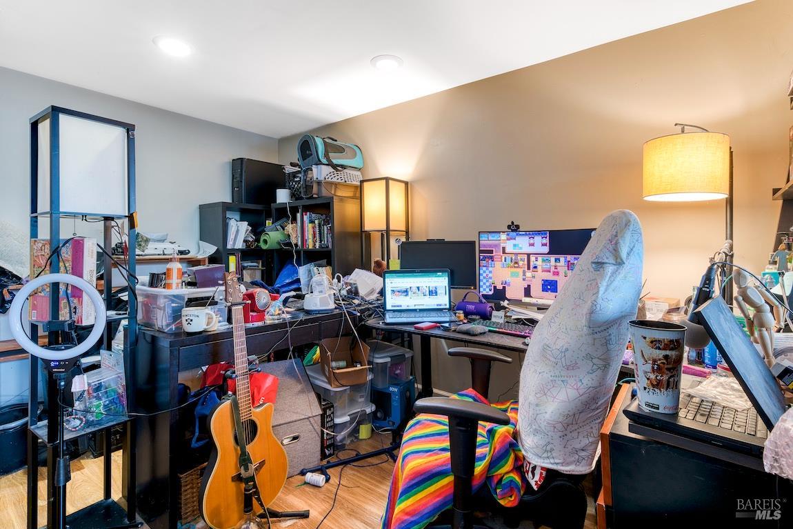 Property photo 44