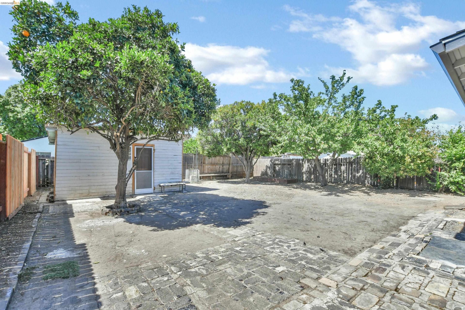 Property photo 31