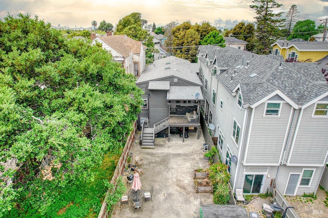 Property photo 30
