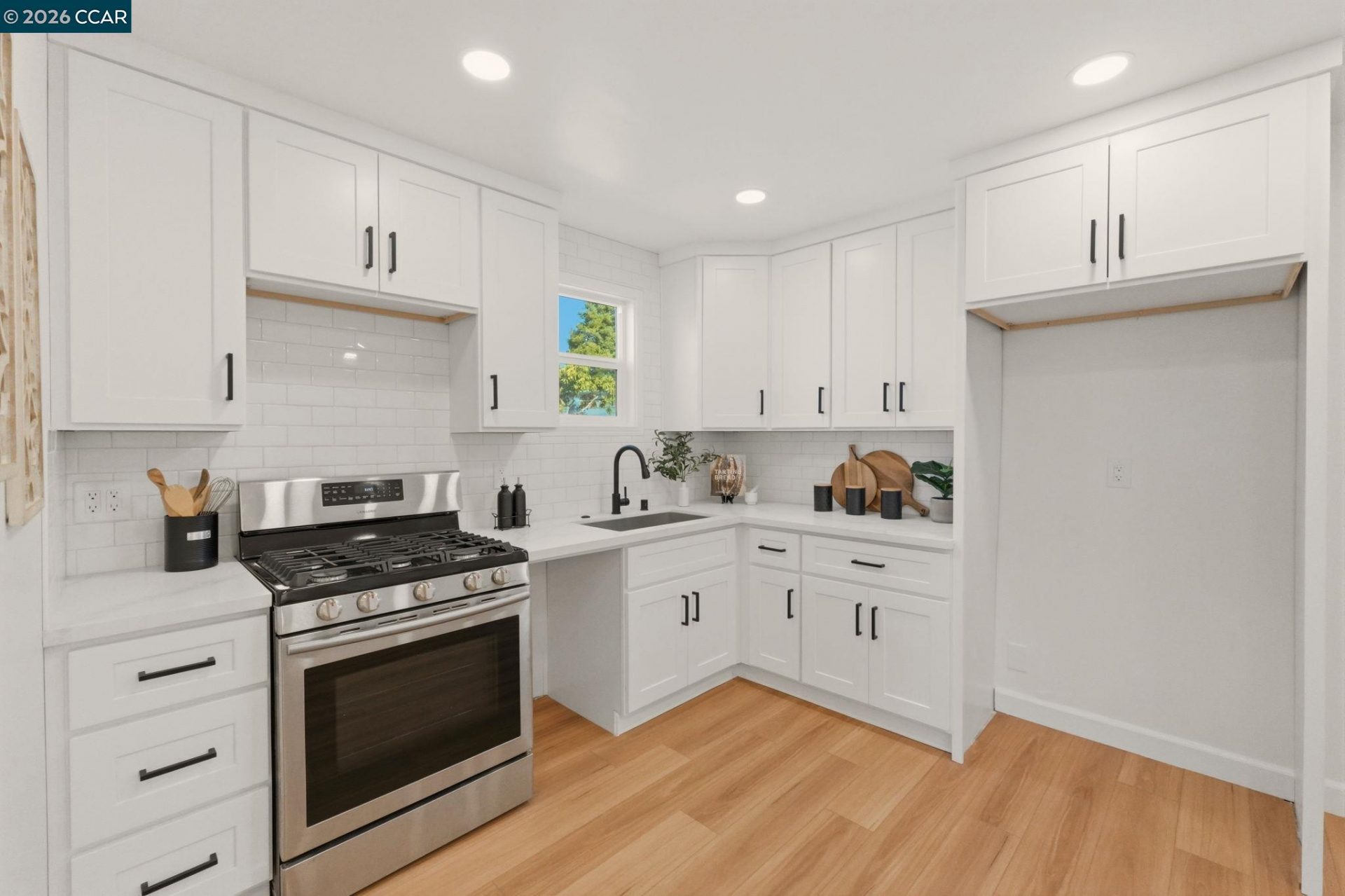 Property photo 46