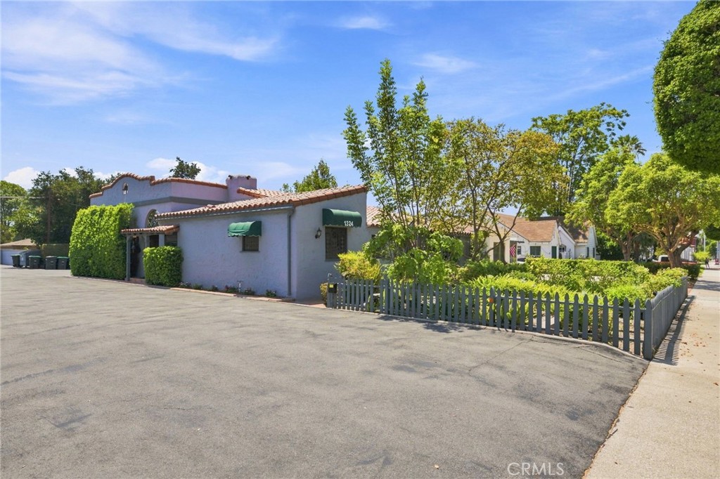 Property photo 33