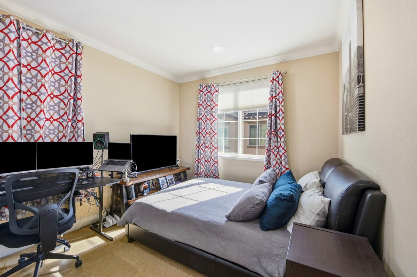 Property photo 31