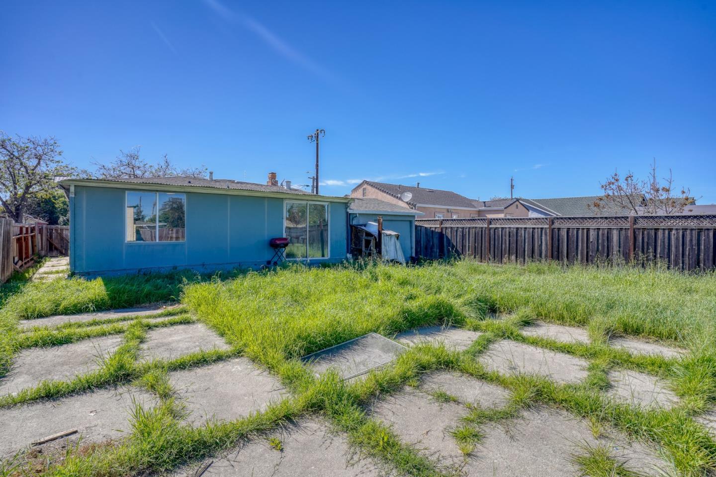Property photo 35