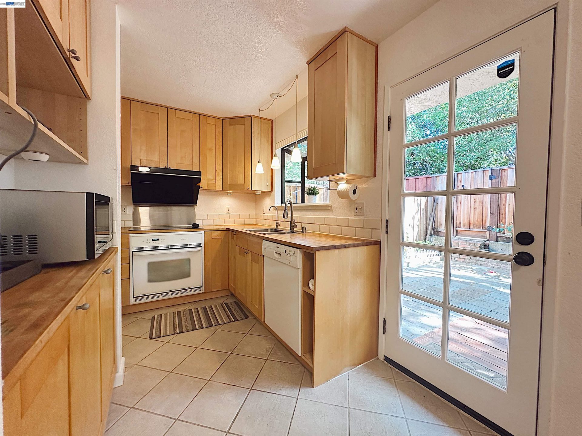 Property photo 22