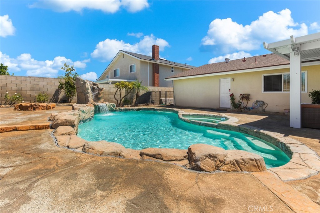 Property photo 20