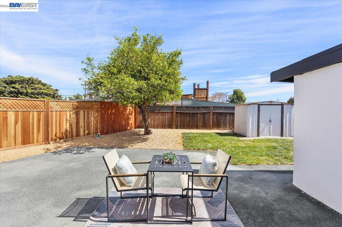Property photo 35