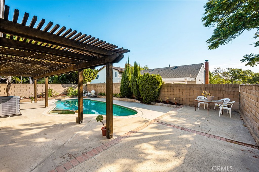 Property photo 34