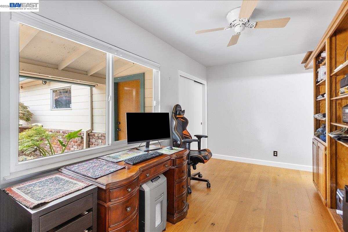 Property photo 31